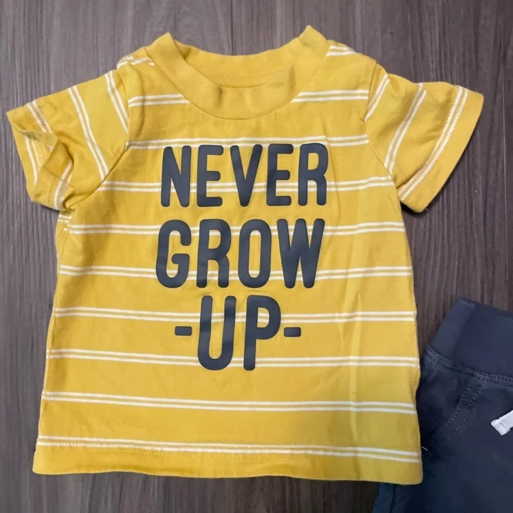 Carter's Baby Boy Yellow and Gray “Never Grow Up”  Kids Matching Set size 3/6M